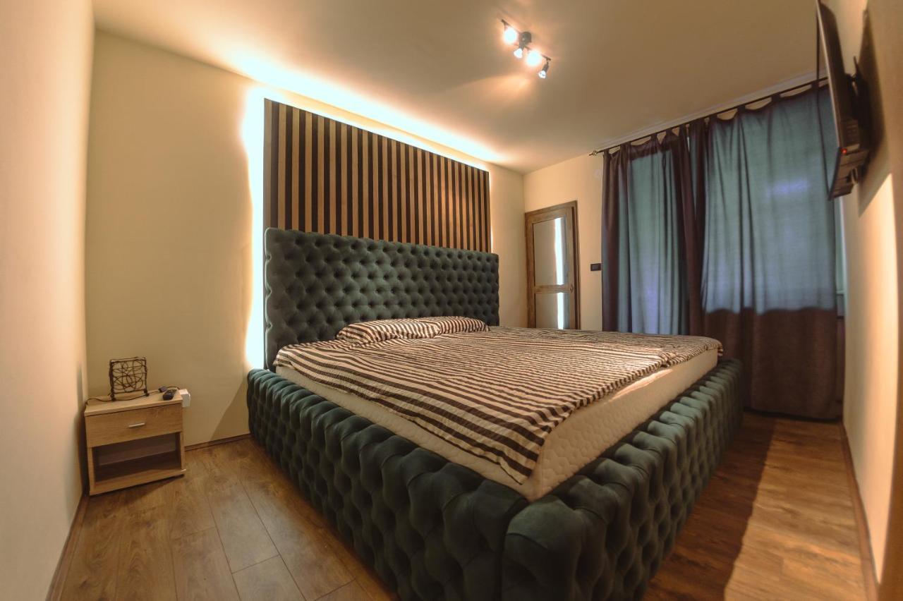 Loft Apartman Menhetn Sabac Exterior photo